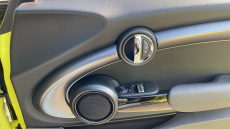 MINI Hatchback 2.0 Cooper S Exclusive 3dr Auto Petrol Hatchback